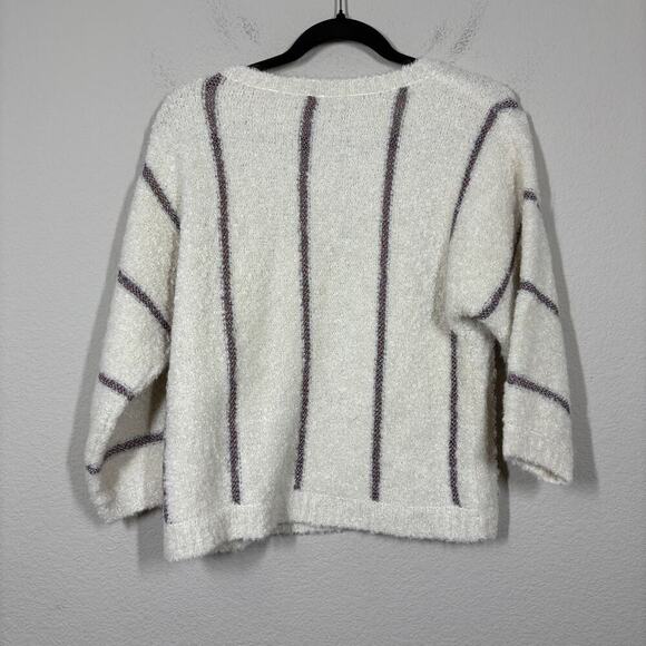 Leo & Sage Small Metallic Iridescent Stripe Sweater Cream Crew Neck Long Sleeves - Picture 3 of 7